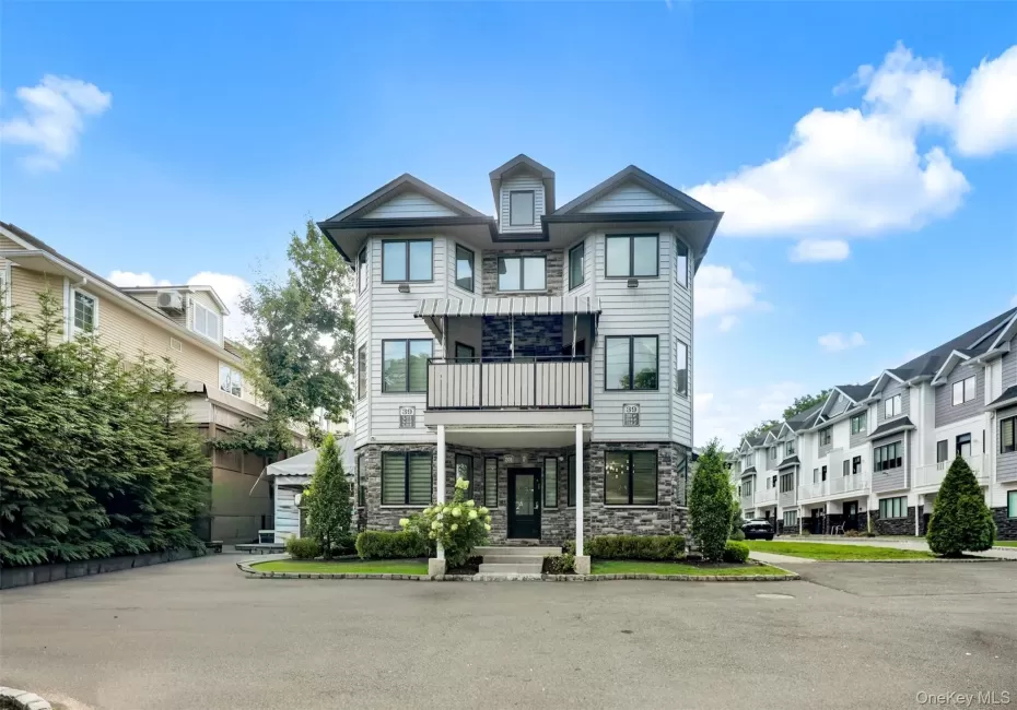 39 Decatur Avenue, Ramapo, NY, 4 Bedrooms Bedrooms, 8 Rooms Rooms,2 BathroomsBathrooms,Residential,For Rent,Decatur,0,1044932 39 Decatur Avenue, Ramapo, NY, 4 Bedrooms Bedrooms, 8 Rooms Rooms,2 BathroomsBathrooms,Residential,For Rent,Decatur,0,1044932