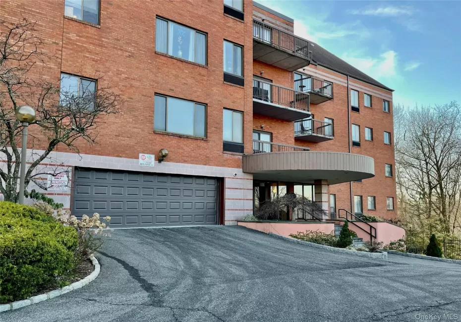 Welcome to the Enclave Condominium in Easchester NY. Welcome to the Enclave Condominium in Easchester NY.