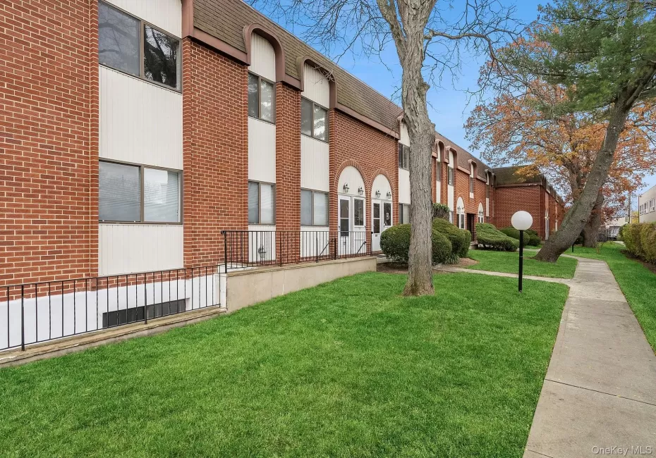 142 Mcglynn Place, Hempstead, NY, 1 Bedroom Bedrooms, 3 Rooms Rooms,1 BathroomBathrooms,Residential Lease,For Rent,Mcglynn,0,1044899 142 Mcglynn Place, Hempstead, NY, 1 Bedroom Bedrooms, 3 Rooms Rooms,1 BathroomBathrooms,Residential Lease,For Rent,Mcglynn,0,1044899