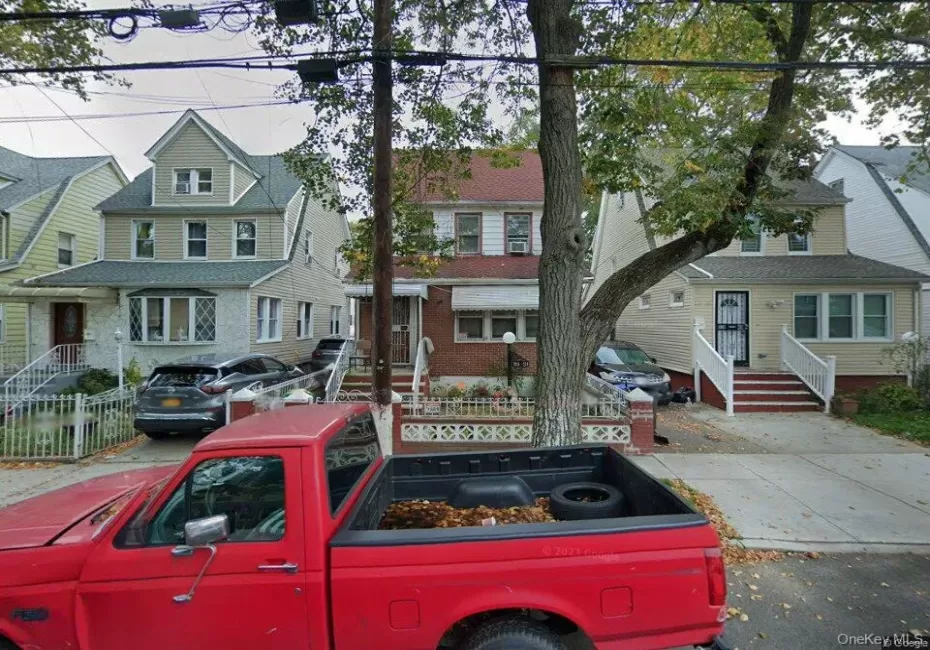 115-31 197th Street, New York, NY, 3 Bedrooms Bedrooms, 7 Rooms Rooms,1 BathroomBathrooms,Residential,For Rent,197th,0,1044921 115-31 197th Street, New York, NY, 3 Bedrooms Bedrooms, 7 Rooms Rooms,1 BathroomBathrooms,Residential,For Rent,197th,0,1044921