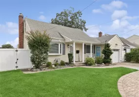 67 Deer Lake Drive, Babylon, NY, 4 Bedrooms Bedrooms, 6 Rooms Rooms,4 BathroomsBathrooms,Residential,For Rent,Deer Lake,0,1044200 67 Deer Lake Drive, Babylon, NY, 4 Bedrooms Bedrooms, 6 Rooms Rooms,4 BathroomsBathrooms,Residential,For Rent,Deer Lake,0,1044200