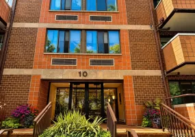 10 Canterbury Road, North Hempstead, NY, 1 Bedroom Bedrooms, 2 Rooms Rooms,1 BathroomBathrooms,Residential Lease,For Rent,Canterbury Road,0,1045178 10 Canterbury Road, North Hempstead, NY, 1 Bedroom Bedrooms, 2 Rooms Rooms,1 BathroomBathrooms,Residential Lease,For Rent,Canterbury Road,0,1045178