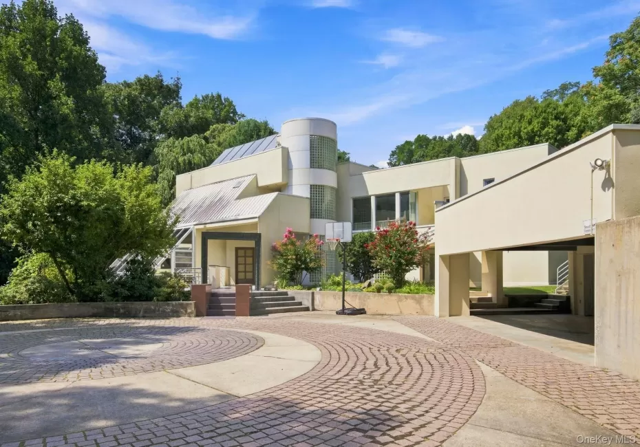 7 Mac Lean Drive, Oyster Bay, NY, 5 Bedrooms Bedrooms, 11 Rooms Rooms,4 BathroomsBathrooms,Residential,For Rent,Mac Lean,0,1045154 7 Mac Lean Drive, Oyster Bay, NY, 5 Bedrooms Bedrooms, 11 Rooms Rooms,4 BathroomsBathrooms,Residential,For Rent,Mac Lean,0,1045154