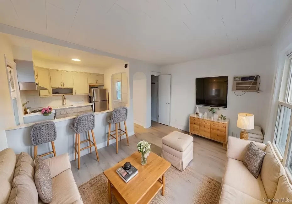 96-29 72nd Road, New York, NY, 1 Bedroom Bedrooms, 3 Rooms Rooms,1 BathroomBathrooms,Residential Lease,For Rent,72nd,0,1045217 96-29 72nd Road, New York, NY, 1 Bedroom Bedrooms, 3 Rooms Rooms,1 BathroomBathrooms,Residential Lease,For Rent,72nd,0,1045217
