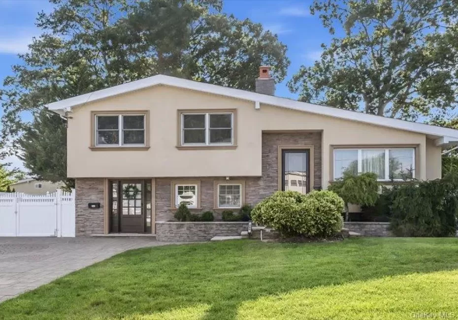 260 20th Street, Babylon, NY, 3 Bedrooms Bedrooms, 9 Rooms Rooms,2 BathroomsBathrooms,Residential,For Rent,20th,0,1045267 260 20th Street, Babylon, NY, 3 Bedrooms Bedrooms, 9 Rooms Rooms,2 BathroomsBathrooms,Residential,For Rent,20th,0,1045267