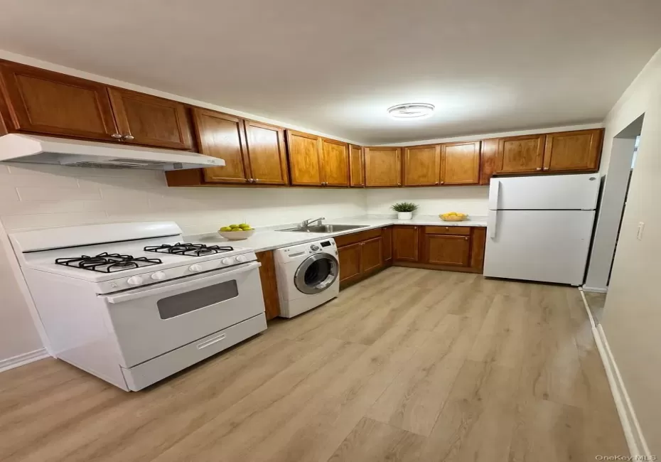 4027 74th Street, New York, NY, 2 Bedrooms Bedrooms, 5 Rooms Rooms,1 BathroomBathrooms,Residential Lease,For Rent,74th,0,1045335 4027 74th Street, New York, NY, 2 Bedrooms Bedrooms, 5 Rooms Rooms,1 BathroomBathrooms,Residential Lease,For Rent,74th,0,1045335