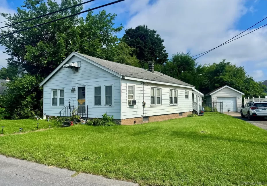 16 Esopus Avenue, Ulster, NY, 2 Bedrooms Bedrooms, 4 Rooms Rooms,1 BathroomBathrooms,Residential,For Rent,Esopus,0,1035122 16 Esopus Avenue, Ulster, NY, 2 Bedrooms Bedrooms, 4 Rooms Rooms,1 BathroomBathrooms,Residential,For Rent,Esopus,0,1035122