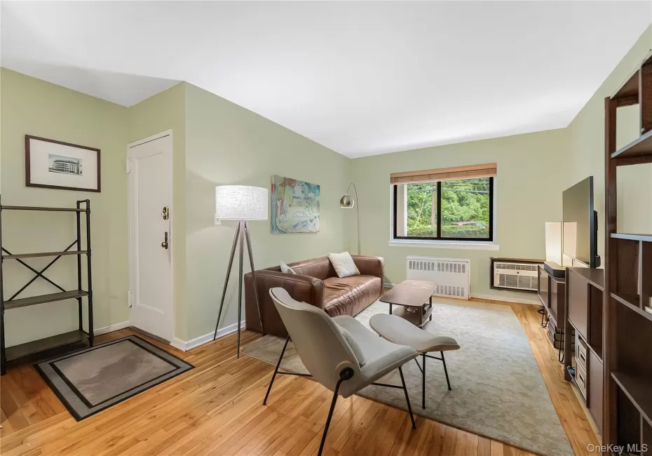 757 Hillside Avenue, Greenburgh, NY, 1 Bedroom Bedrooms, 4 Rooms Rooms,1 BathroomBathrooms,Residential,For Rent,Hillside,0,1042415 757 Hillside Avenue, Greenburgh, NY, 1 Bedroom Bedrooms, 4 Rooms Rooms,1 BathroomBathrooms,Residential,For Rent,Hillside,0,1042415