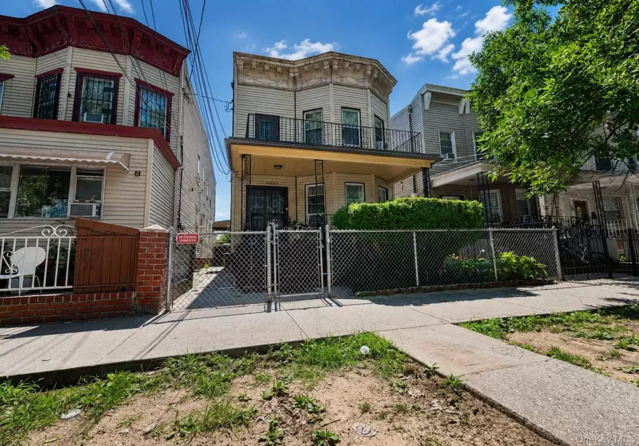 97-10 34th Avenue, New York, NY, 7 Bedrooms Bedrooms, 12 Rooms Rooms,3 BathroomsBathrooms,Residential,For Rent,34th,0,1043072 97-10 34th Avenue, New York, NY, 7 Bedrooms Bedrooms, 12 Rooms Rooms,3 BathroomsBathrooms,Residential,For Rent,34th,0,1043072