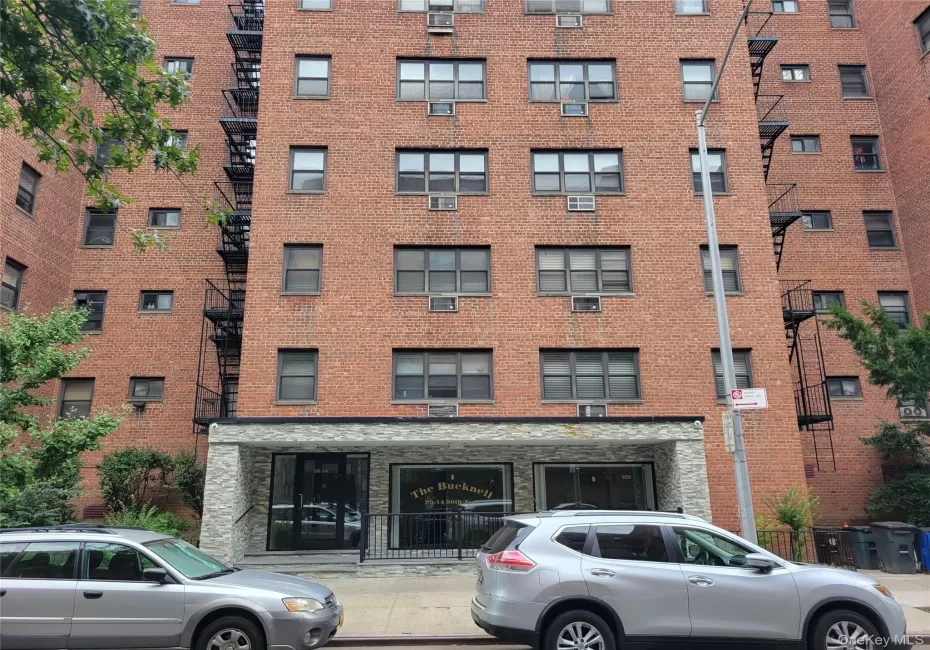 99-14 59th Avenue, New York, NY, 1 Bedroom Bedrooms, 4 Rooms Rooms,1 BathroomBathrooms,Residential,For Rent,59th,0,1043104 99-14 59th Avenue, New York, NY, 1 Bedroom Bedrooms, 4 Rooms Rooms,1 BathroomBathrooms,Residential,For Rent,59th,0,1043104