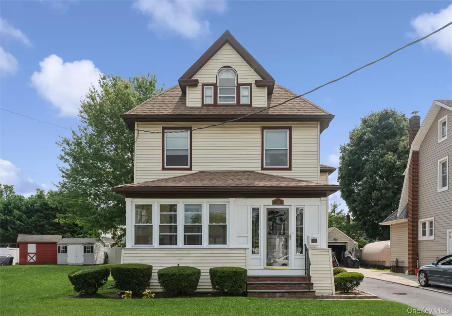 10 Driscoll Avenue, Hempstead, NY, 2 Bedrooms Bedrooms, 6 Rooms Rooms,2 BathroomsBathrooms,Residential,For Rent,Driscoll,0,1042395 10 Driscoll Avenue, Hempstead, NY, 2 Bedrooms Bedrooms, 6 Rooms Rooms,2 BathroomsBathrooms,Residential,For Rent,Driscoll,0,1042395