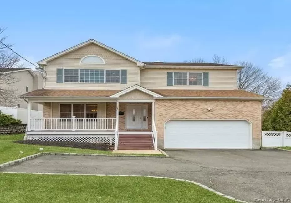 1 Fairway Drive, Oyster Bay, NY, 4 Bedrooms Bedrooms, 8 Rooms Rooms,3 BathroomsBathrooms,Residential,For Rent,Fairway,0,1044896 1 Fairway Drive, Oyster Bay, NY, 4 Bedrooms Bedrooms, 8 Rooms Rooms,3 BathroomsBathrooms,Residential,For Rent,Fairway,0,1044896