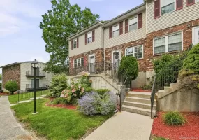 276 Temple Hill Road, New Windsor, NY, 2 Bedrooms Bedrooms, 6 Rooms Rooms,1 BathroomBathrooms,Residential,For Rent,Temple Hill,0,1045400 276 Temple Hill Road, New Windsor, NY, 2 Bedrooms Bedrooms, 6 Rooms Rooms,1 BathroomBathrooms,Residential,For Rent,Temple Hill,0,1045400