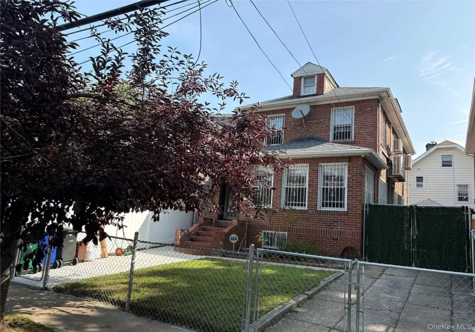 5115 Bowne Street, New York, NY, 3 Bedrooms Bedrooms, 6 Rooms Rooms,1 BathroomBathrooms,Residential Lease,For Rent,Bowne,0,1040577 5115 Bowne Street, New York, NY, 3 Bedrooms Bedrooms, 6 Rooms Rooms,1 BathroomBathrooms,Residential Lease,For Rent,Bowne,0,1040577