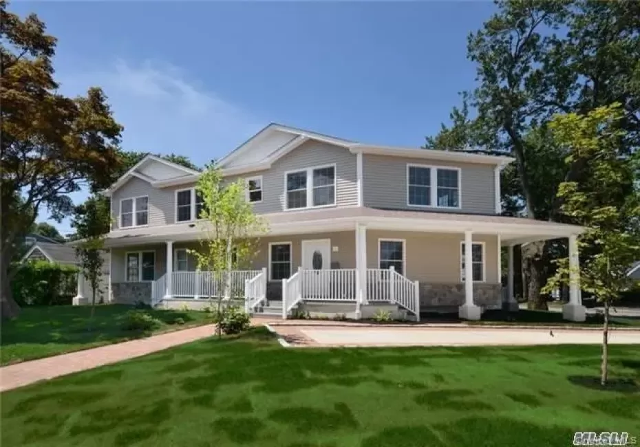 12 Nesaquake Avenue, North Hempstead, NY, 3 Bedrooms Bedrooms, 5 Rooms Rooms,2 BathroomsBathrooms,Residential Lease,For Rent,Nesaquake,0,1045506 12 Nesaquake Avenue, North Hempstead, NY, 3 Bedrooms Bedrooms, 5 Rooms Rooms,2 BathroomsBathrooms,Residential Lease,For Rent,Nesaquake,0,1045506