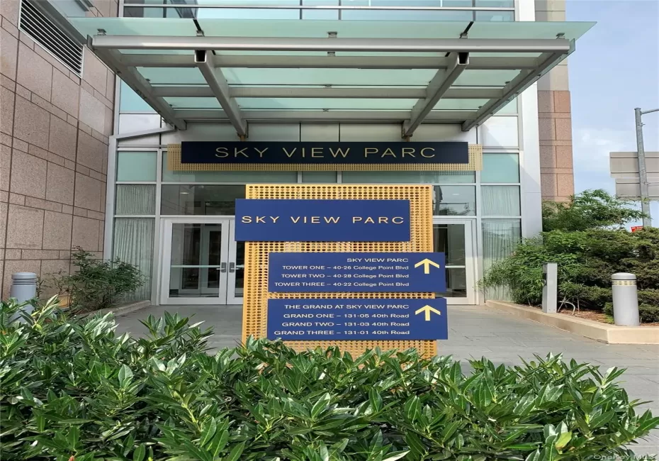 131-03 40th Road, New York, NY, 2 Bedrooms Bedrooms, 6 Rooms Rooms,2 BathroomsBathrooms,Residential Lease,For Rent,40th,0,1045510 131-03 40th Road, New York, NY, 2 Bedrooms Bedrooms, 6 Rooms Rooms,2 BathroomsBathrooms,Residential Lease,For Rent,40th,0,1045510