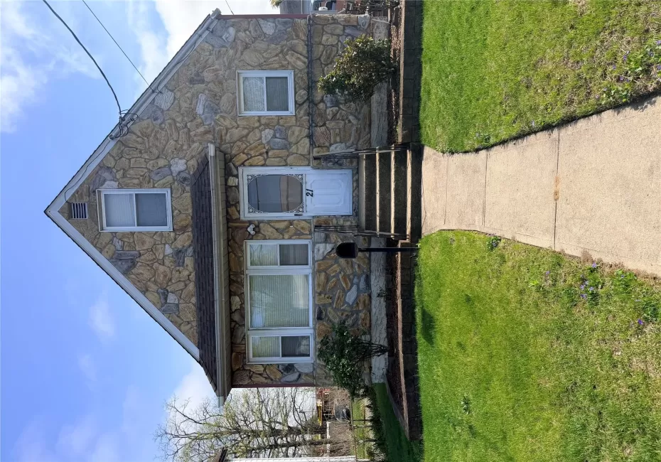 21 W Centennial Ave, Hempstead, NY, 3 Bedrooms Bedrooms, 7 Rooms Rooms,2 BathroomsBathrooms,Residential Lease,For Rent,W Centennial Ave,0,986453 21 W Centennial Ave, Hempstead, NY, 3 Bedrooms Bedrooms, 7 Rooms Rooms,2 BathroomsBathrooms,Residential Lease,For Rent,W Centennial Ave,0,986453