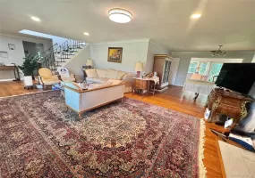 60 Gristmill Lane, North Hempstead, NY, 5 Bedrooms Bedrooms, 11 Rooms Rooms,3 BathroomsBathrooms,Residential Lease,For Rent,Gristmill,0,1043316 60 Gristmill Lane, North Hempstead, NY, 5 Bedrooms Bedrooms, 11 Rooms Rooms,3 BathroomsBathrooms,Residential Lease,For Rent,Gristmill,0,1043316