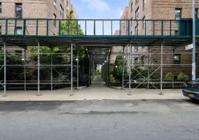 43-40 Union Street, New York, NY, 2 Bedrooms Bedrooms, 5 Rooms Rooms,1 BathroomBathrooms,Residential,For Rent,Union,0,1044038 43-40 Union Street, New York, NY, 2 Bedrooms Bedrooms, 5 Rooms Rooms,1 BathroomBathrooms,Residential,For Rent,Union,0,1044038
