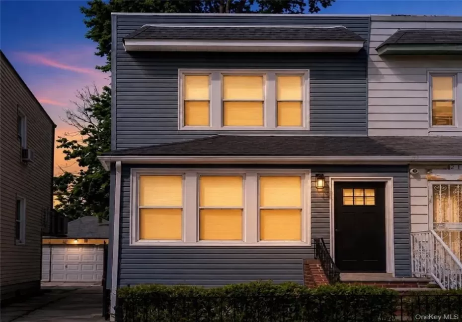 214 38th Street, New York, NY, 3 Bedrooms Bedrooms, 7 Rooms Rooms,2 BathroomsBathrooms,Residential,For Rent,38th,0,1045594 214 38th Street, New York, NY, 3 Bedrooms Bedrooms, 7 Rooms Rooms,2 BathroomsBathrooms,Residential,For Rent,38th,0,1045594