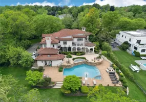 17 Split Rock Drive, North Hempstead, NY, 8 Bedrooms Bedrooms, 18 Rooms Rooms,8 BathroomsBathrooms,Residential,For Rent,Split Rock,0,1044865 17 Split Rock Drive, North Hempstead, NY, 8 Bedrooms Bedrooms, 18 Rooms Rooms,8 BathroomsBathrooms,Residential,For Rent,Split Rock,0,1044865