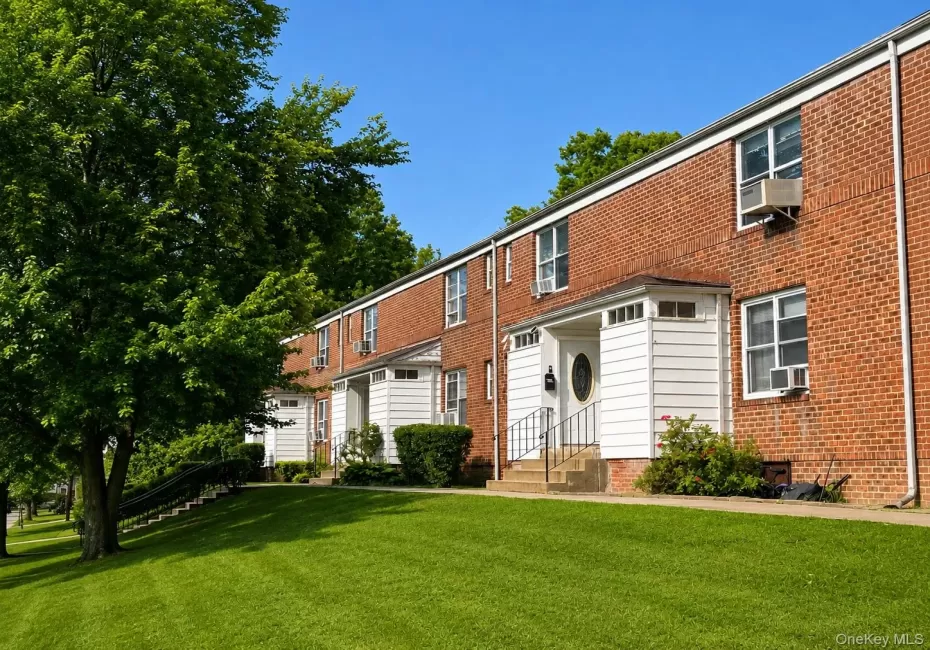 219 Rumsey Road, Yonkers, NY, 1 Bedroom Bedrooms, 3 Rooms Rooms,1 BathroomBathrooms,Residential,For Rent,Rumsey,0,1040520 219 Rumsey Road, Yonkers, NY, 1 Bedroom Bedrooms, 3 Rooms Rooms,1 BathroomBathrooms,Residential,For Rent,Rumsey,0,1040520