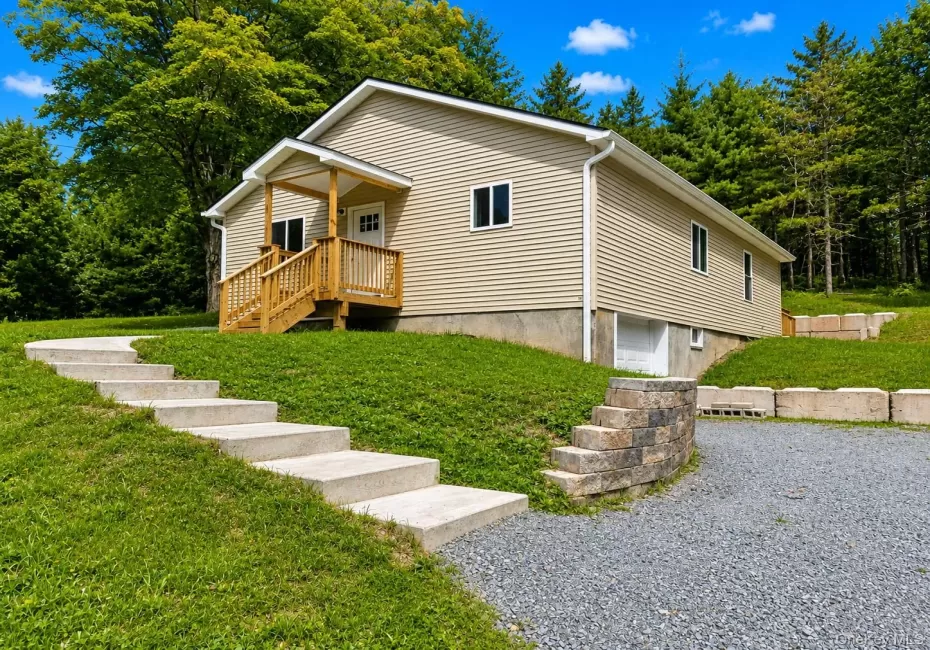 943 State Route 55, Highland, NY, 4 Bedrooms Bedrooms, 8 Rooms Rooms,2 BathroomsBathrooms,Residential,For Rent,State Route 55,0,1045115 943 State Route 55, Highland, NY, 4 Bedrooms Bedrooms, 8 Rooms Rooms,2 BathroomsBathrooms,Residential,For Rent,State Route 55,0,1045115