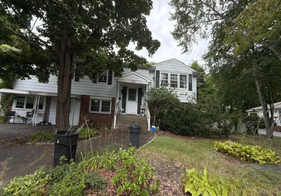 334 Sunrise Avenue, Islip, NY, 5 Bedrooms Bedrooms, 10 Rooms Rooms,2 BathroomsBathrooms,Residential,For Rent,Sunrise,0,1045501 334 Sunrise Avenue, Islip, NY, 5 Bedrooms Bedrooms, 10 Rooms Rooms,2 BathroomsBathrooms,Residential,For Rent,Sunrise,0,1045501