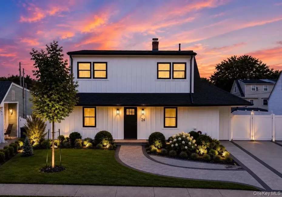 24 Crag Lane, Hempstead, NY, 5 Bedrooms Bedrooms, 8 Rooms Rooms,2 BathroomsBathrooms,Residential,For Rent,Crag,0,1045795 24 Crag Lane, Hempstead, NY, 5 Bedrooms Bedrooms, 8 Rooms Rooms,2 BathroomsBathrooms,Residential,For Rent,Crag,0,1045795