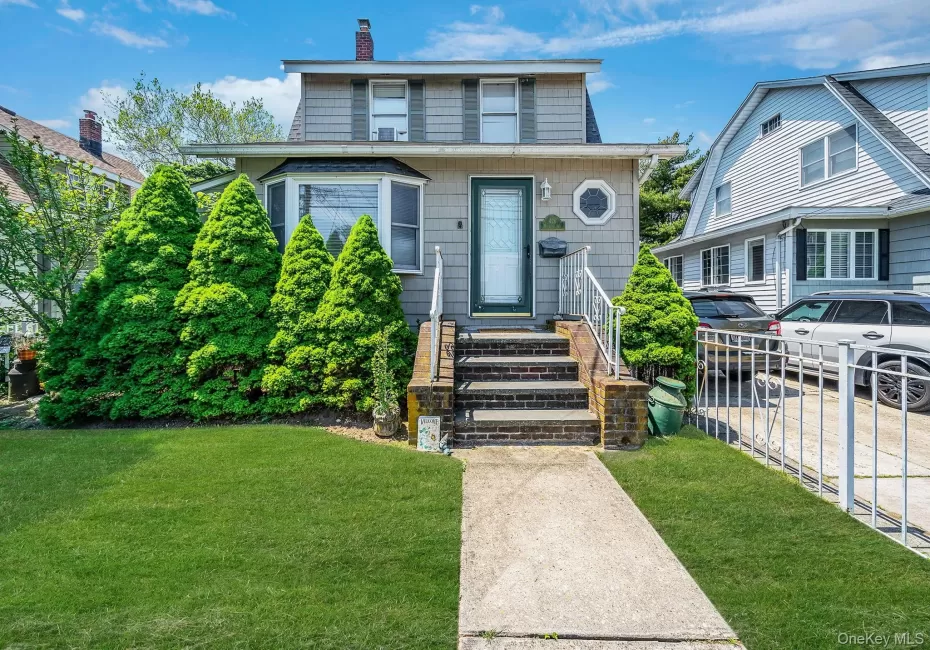 426 Midwood Avenue, Hempstead, NY, 4 Bedrooms Bedrooms, 8 Rooms Rooms,2 BathroomsBathrooms,Residential,For Rent,Midwood,0,1045405 426 Midwood Avenue, Hempstead, NY, 4 Bedrooms Bedrooms, 8 Rooms Rooms,2 BathroomsBathrooms,Residential,For Rent,Midwood,0,1045405