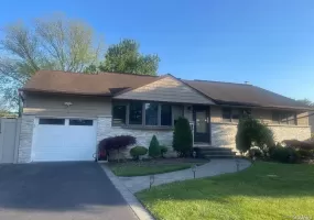 14 Hicks Avenue, Oyster Bay, NY, 3 Bedrooms Bedrooms, 6 Rooms Rooms,2 BathroomsBathrooms,Residential Lease,For Rent,Hicks,0,1044917 14 Hicks Avenue, Oyster Bay, NY, 3 Bedrooms Bedrooms, 6 Rooms Rooms,2 BathroomsBathrooms,Residential Lease,For Rent,Hicks,0,1044917