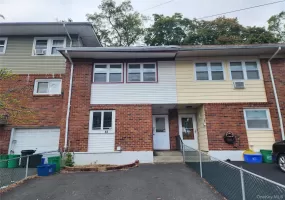12 Roosevelt Drive, Haverstraw, NY, 3 Bedrooms Bedrooms, 6 Rooms Rooms,1 BathroomBathrooms,Residential Lease,For Rent,Roosevelt Drive,0,1045928 12 Roosevelt Drive, Haverstraw, NY, 3 Bedrooms Bedrooms, 6 Rooms Rooms,1 BathroomBathrooms,Residential Lease,For Rent,Roosevelt Drive,0,1045928