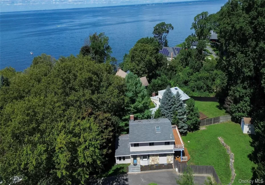 16 Westview Road, Huntington, NY, 3 Bedrooms Bedrooms, 7 Rooms Rooms,2 BathroomsBathrooms,Residential,For Rent,Westview,0,1044958 16 Westview Road, Huntington, NY, 3 Bedrooms Bedrooms, 7 Rooms Rooms,2 BathroomsBathrooms,Residential,For Rent,Westview,0,1044958