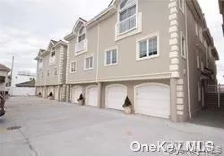 1051 Oceanfront, Long Beach, NY, 3 Bedrooms Bedrooms, 7 Rooms Rooms,2 BathroomsBathrooms,Residential Lease,For Rent,Oceanfront,0,1045640 1051 Oceanfront, Long Beach, NY, 3 Bedrooms Bedrooms, 7 Rooms Rooms,2 BathroomsBathrooms,Residential Lease,For Rent,Oceanfront,0,1045640