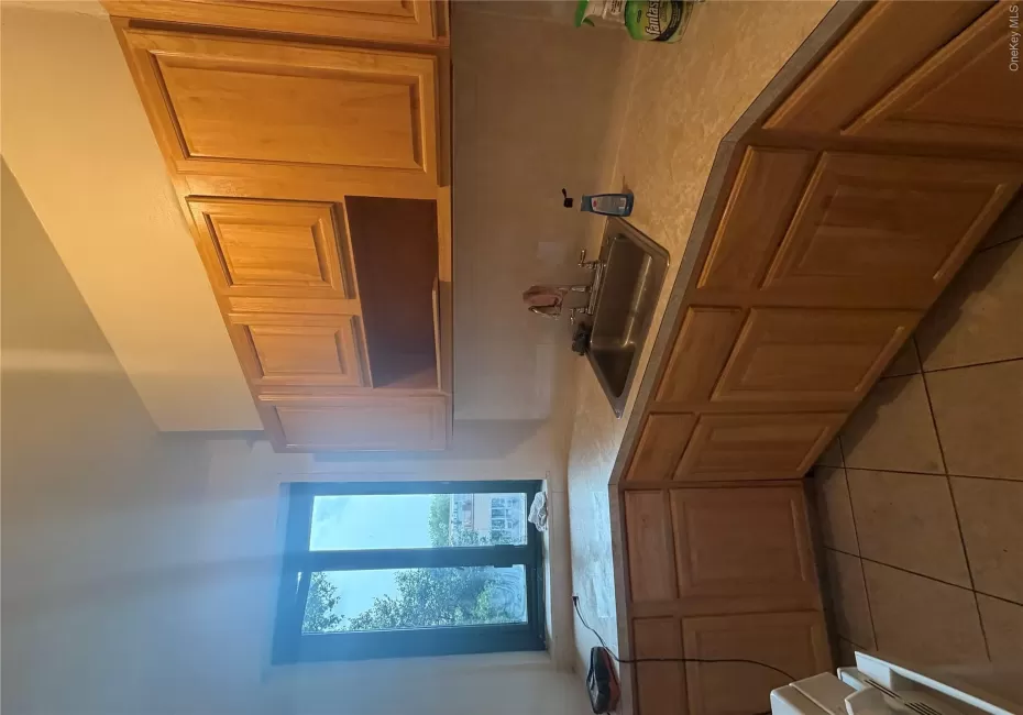 1920 Mc Graw Avenue, New York, NY, 1 Bedroom Bedrooms, 3 Rooms Rooms,1 BathroomBathrooms,Residential,For Rent,Mc Graw,0,1045898 1920 Mc Graw Avenue, New York, NY, 1 Bedroom Bedrooms, 3 Rooms Rooms,1 BathroomBathrooms,Residential,For Rent,Mc Graw,0,1045898