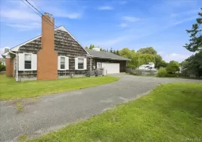 3 The Moor, Islip, NY, 4 Bedrooms Bedrooms, 11 Rooms Rooms,4 BathroomsBathrooms,Residential,For Rent,The Moor,0,1038263 3 The Moor, Islip, NY, 4 Bedrooms Bedrooms, 11 Rooms Rooms,4 BathroomsBathrooms,Residential,For Rent,The Moor,0,1038263