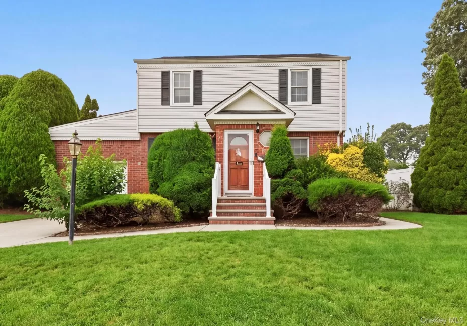 2262 1st Street, Hempstead, NY, 3 Bedrooms Bedrooms, 8 Rooms Rooms,2 BathroomsBathrooms,Residential,For Rent,1st,0,1044272 2262 1st Street, Hempstead, NY, 3 Bedrooms Bedrooms, 8 Rooms Rooms,2 BathroomsBathrooms,Residential,For Rent,1st,0,1044272