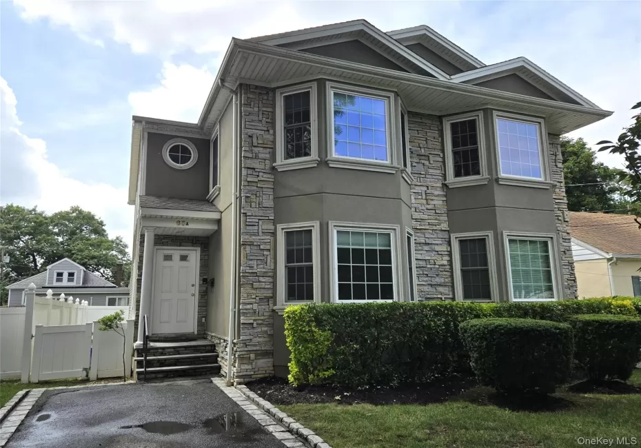 63 Dunwood Road, North Hempstead, NY, 3 Bedrooms Bedrooms, 6 Rooms Rooms,2 BathroomsBathrooms,Residential Lease,For Rent,Dunwood,0,1045791 63 Dunwood Road, North Hempstead, NY, 3 Bedrooms Bedrooms, 6 Rooms Rooms,2 BathroomsBathrooms,Residential Lease,For Rent,Dunwood,0,1045791