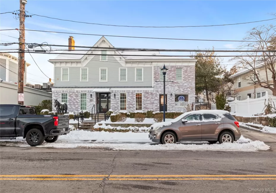 71 Main Street, Oyster Bay, NY, 1 Bedroom Bedrooms, 4 Rooms Rooms,1 BathroomBathrooms,Residential Lease,For Rent,Main,0,1035631 71 Main Street, Oyster Bay, NY, 1 Bedroom Bedrooms, 4 Rooms Rooms,1 BathroomBathrooms,Residential Lease,For Rent,Main,0,1035631