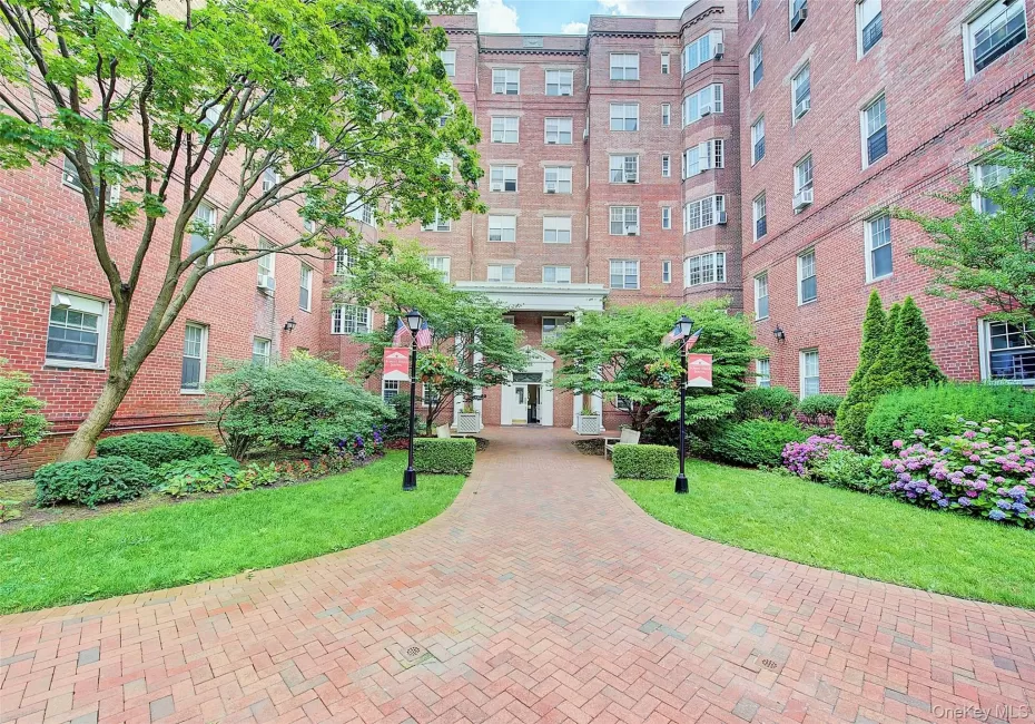76-36 113th Street, New York, NY, 2 Bedrooms Bedrooms, 5 Rooms Rooms,1 BathroomBathrooms,Residential,For Rent,113th,0,1040921 76-36 113th Street, New York, NY, 2 Bedrooms Bedrooms, 5 Rooms Rooms,1 BathroomBathrooms,Residential,For Rent,113th,0,1040921