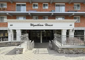 200 Atlantic Avenue, Hempstead, NY, 1 Bedroom Bedrooms, 4 Rooms Rooms,1 BathroomBathrooms,Residential,For Rent,Atlantic,0,1045079 200 Atlantic Avenue, Hempstead, NY, 1 Bedroom Bedrooms, 4 Rooms Rooms,1 BathroomBathrooms,Residential,For Rent,Atlantic,0,1045079