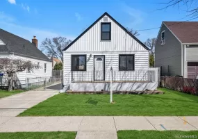 1568 Madison Street, Hempstead, NY, 3 Bedrooms Bedrooms, 6 Rooms Rooms,2 BathroomsBathrooms,Residential Lease,For Rent,Madison,0,1045985 1568 Madison Street, Hempstead, NY, 3 Bedrooms Bedrooms, 6 Rooms Rooms,2 BathroomsBathrooms,Residential Lease,For Rent,Madison,0,1045985