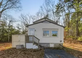 140 Highland Lake Road, Highland, NY, 2 Bedrooms Bedrooms, 6 Rooms Rooms,2 BathroomsBathrooms,Residential,For Rent,Highland Lake,0,938207 140 Highland Lake Road, Highland, NY, 2 Bedrooms Bedrooms, 6 Rooms Rooms,2 BathroomsBathrooms,Residential,For Rent,Highland Lake,0,938207