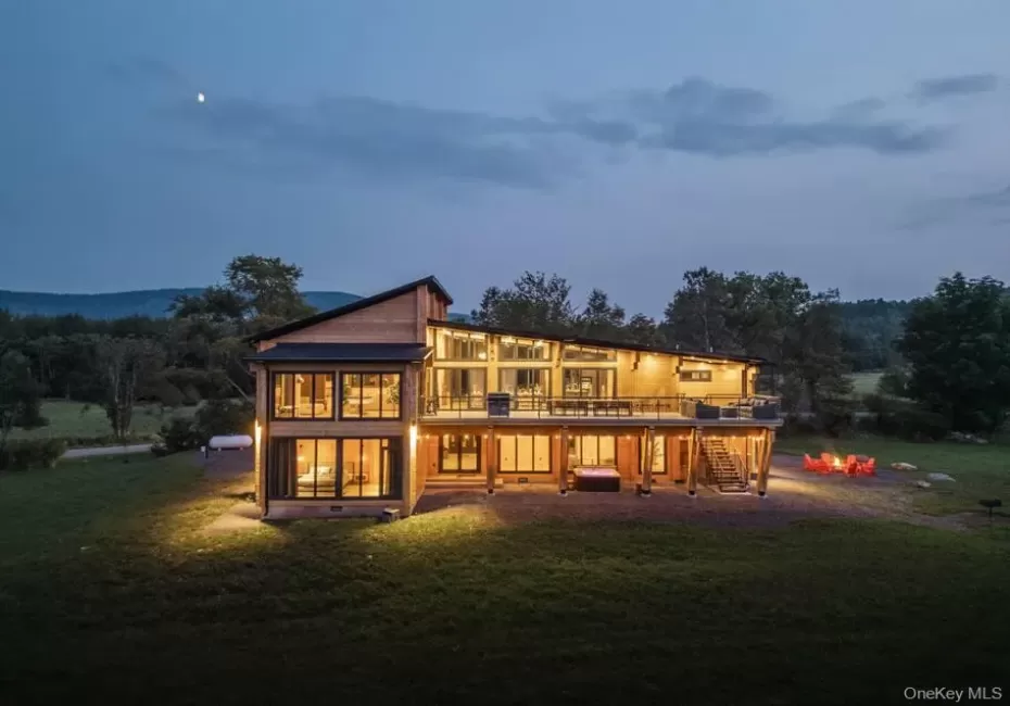 208 Mill Street, Windham, NY, 6 Bedrooms Bedrooms, 14 Rooms Rooms,5 BathroomsBathrooms,Residential,For Rent,Mill,0,953759 208 Mill Street, Windham, NY, 6 Bedrooms Bedrooms, 14 Rooms Rooms,5 BathroomsBathrooms,Residential,For Rent,Mill,0,953759