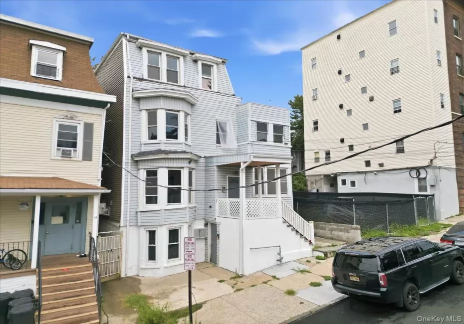 17 Lamartine Avenue, Yonkers, NY, 3 Bedrooms Bedrooms, 5 Rooms Rooms,1 BathroomBathrooms,Residential Lease,For Rent,Lamartine,0,1043844 17 Lamartine Avenue, Yonkers, NY, 3 Bedrooms Bedrooms, 5 Rooms Rooms,1 BathroomBathrooms,Residential Lease,For Rent,Lamartine,0,1043844