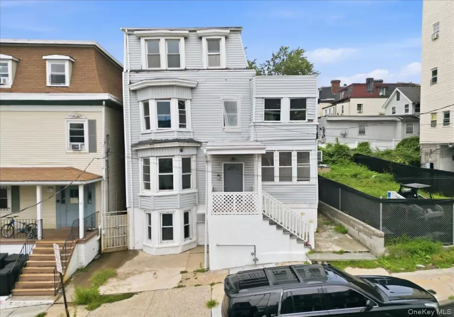 17 Lamartine Avenue, Yonkers, NY, 1 Bedroom Bedrooms, 3 Rooms Rooms,1 BathroomBathrooms,Residential Lease,For Rent,Lamartine,0,1043855 17 Lamartine Avenue, Yonkers, NY, 1 Bedroom Bedrooms, 3 Rooms Rooms,1 BathroomBathrooms,Residential Lease,For Rent,Lamartine,0,1043855