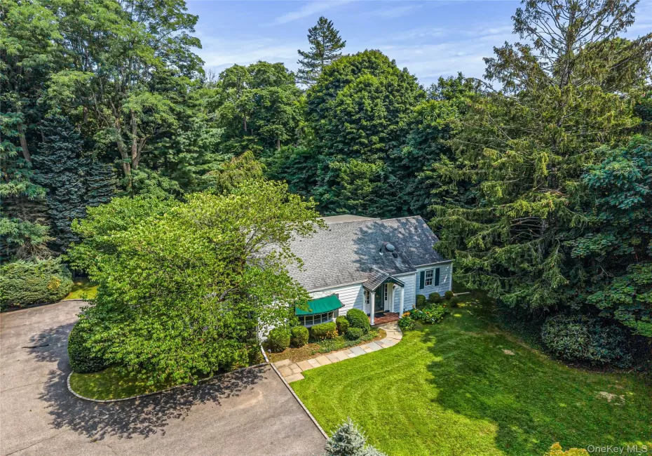 84 Bayville Road, Oyster Bay, NY, 4 Bedrooms Bedrooms, 7 Rooms Rooms,3 BathroomsBathrooms,Residential,For Rent,Bayville,0,1040284 84 Bayville Road, Oyster Bay, NY, 4 Bedrooms Bedrooms, 7 Rooms Rooms,3 BathroomsBathrooms,Residential,For Rent,Bayville,0,1040284