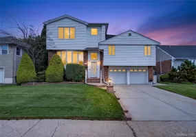 395 Bunker Drive, Hempstead, NY, 4 Bedrooms Bedrooms, 11 Rooms Rooms,2 BathroomsBathrooms,Residential,For Rent,Bunker,0,1040373 395 Bunker Drive, Hempstead, NY, 4 Bedrooms Bedrooms, 11 Rooms Rooms,2 BathroomsBathrooms,Residential,For Rent,Bunker,0,1040373