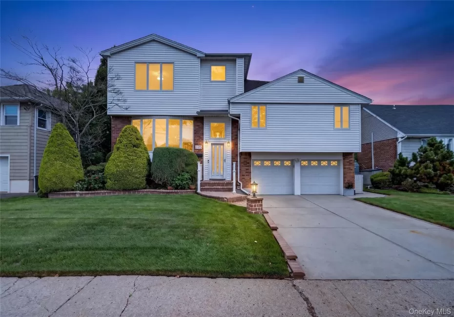 395 Bunker Drive, Hempstead, NY, 4 Bedrooms Bedrooms, 11 Rooms Rooms,2 BathroomsBathrooms,Residential,For Rent,Bunker,0,1040373 395 Bunker Drive, Hempstead, NY, 4 Bedrooms Bedrooms, 11 Rooms Rooms,2 BathroomsBathrooms,Residential,For Rent,Bunker,0,1040373