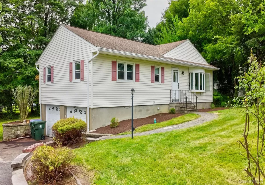 43 Lancer Drive, Newburgh (town), NY, 2 Bedrooms Bedrooms, 5 Rooms Rooms,2 BathroomsBathrooms,Residential,For Rent,Lancer,0,1041180 43 Lancer Drive, Newburgh (town), NY, 2 Bedrooms Bedrooms, 5 Rooms Rooms,2 BathroomsBathrooms,Residential,For Rent,Lancer,0,1041180